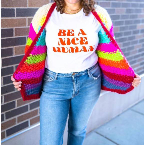 NEW SUBURBAN RIOT women's nice human crop tee in white - Picture 2 of 3